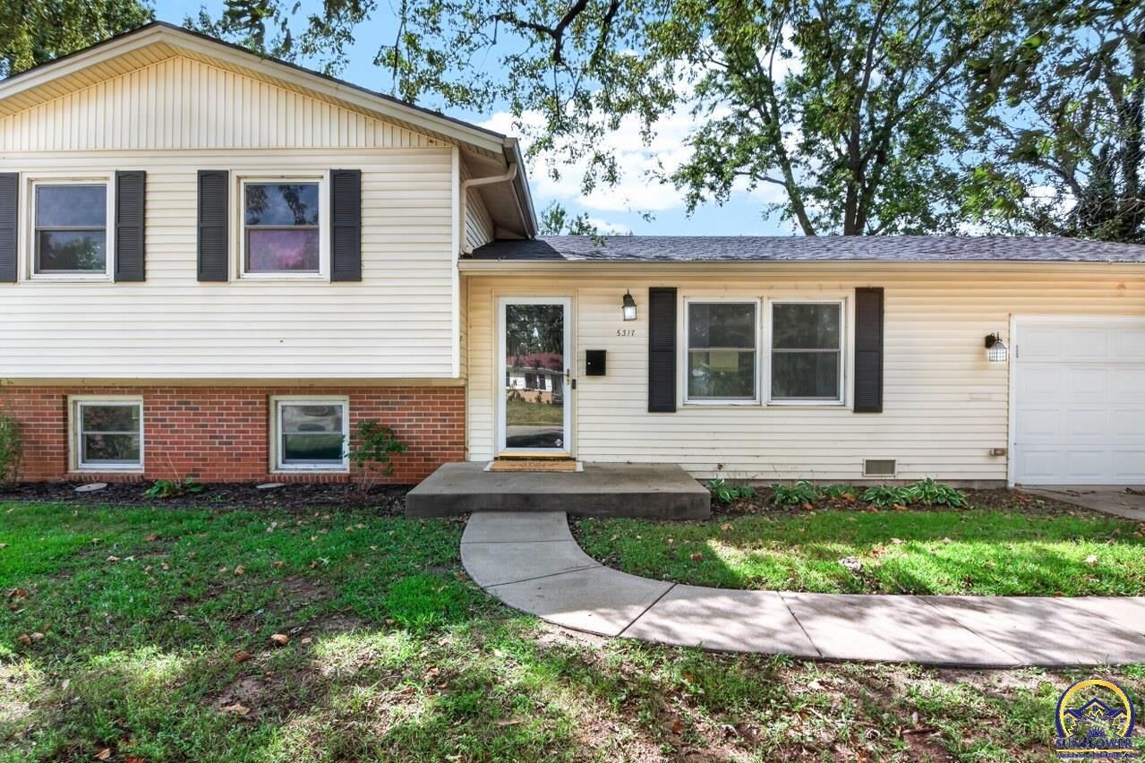 Property Photo:  5317 SW 24th St  KS 66614 