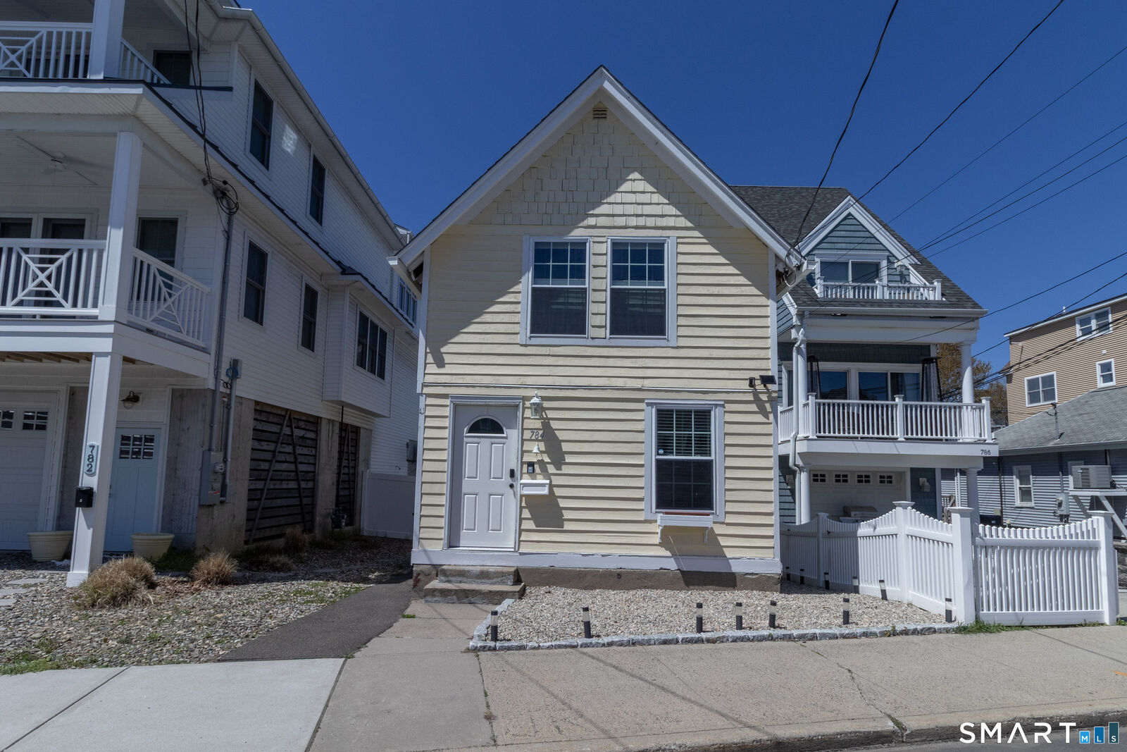 Property Photo:  784 East Broadway  CT 06460 