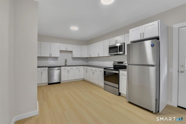 Property Photo:  97 Goodyear Street  CT 06511 