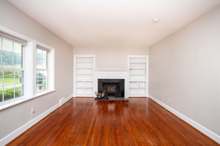 Property Photo: 409 E Shore Drive SC 29302