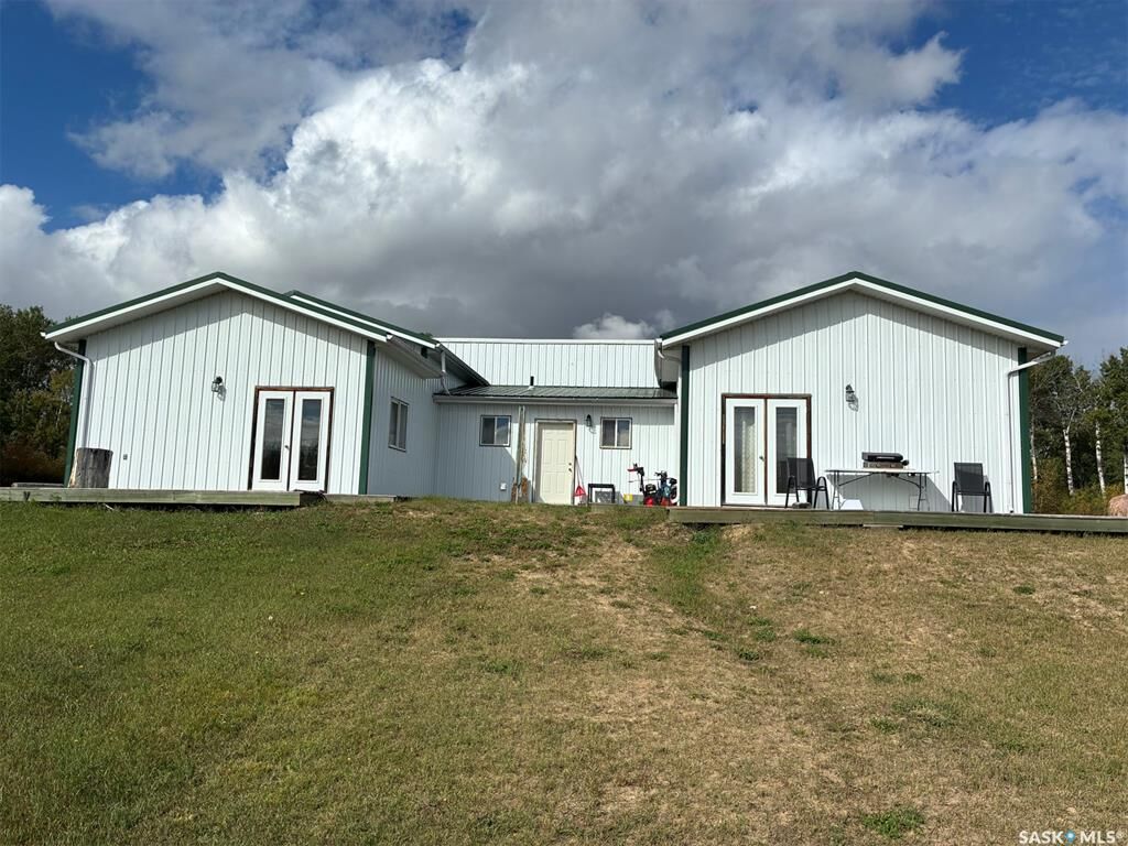 Property Photo: Rural Address SK S0M 0T0