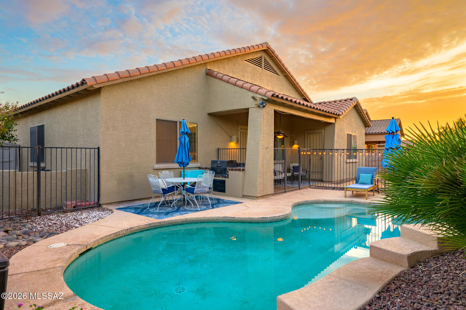 Property Photo:  11518 W Minneola Drive  AZ 85653 