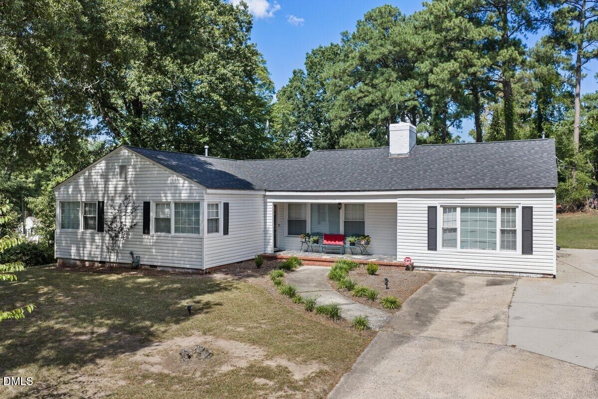 Property Photo: 2605 Holloway Street NC 27703