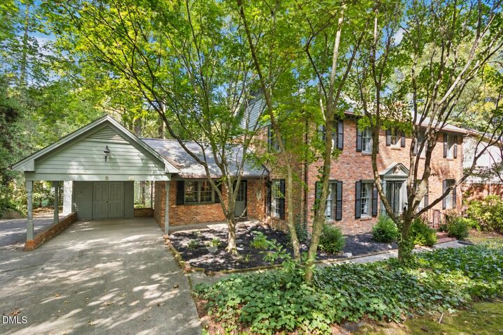 Property Photo: 4609 Fernham Place NC 27612