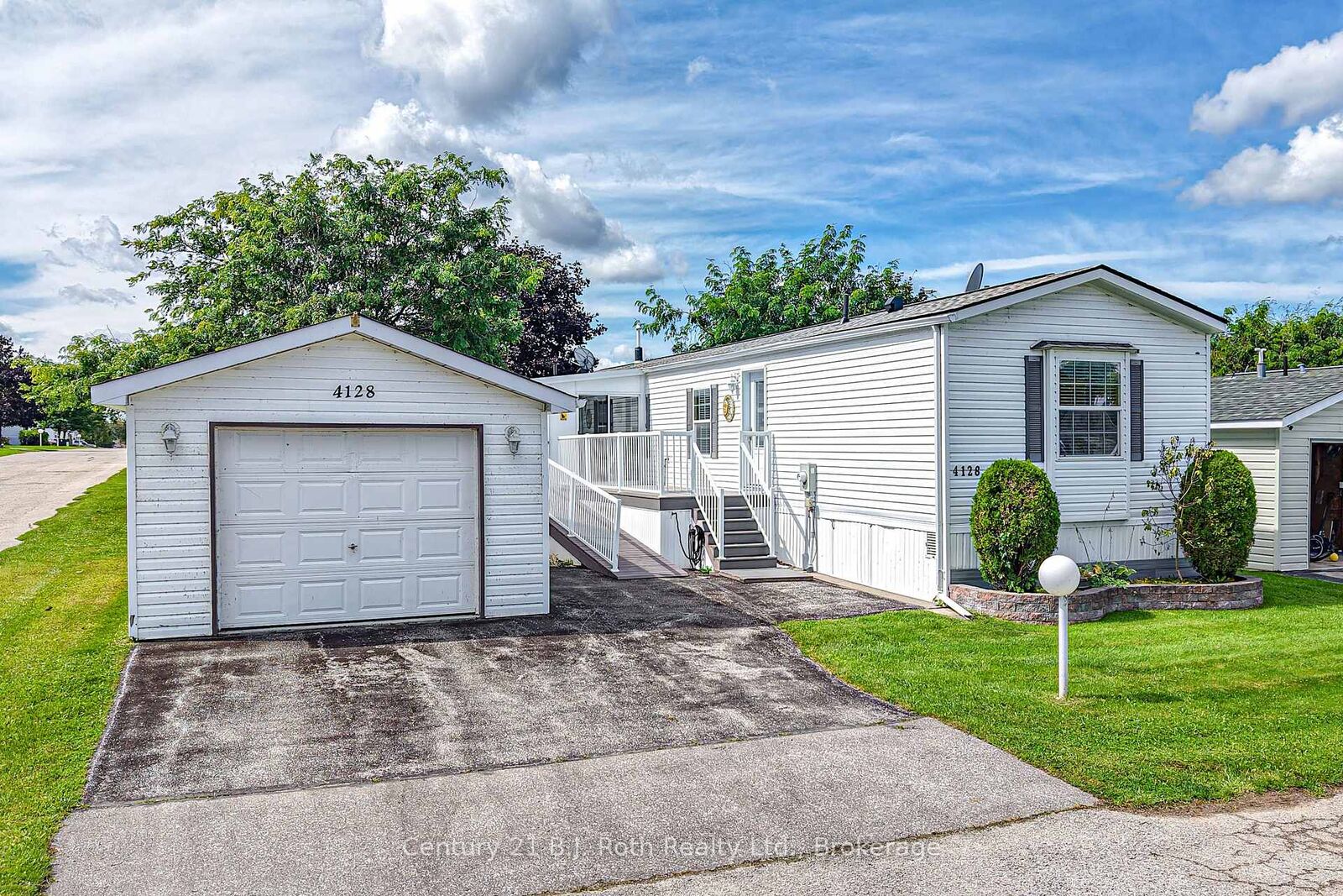 Property Photo:  4128 Haines Street  ON L3V 0V4 