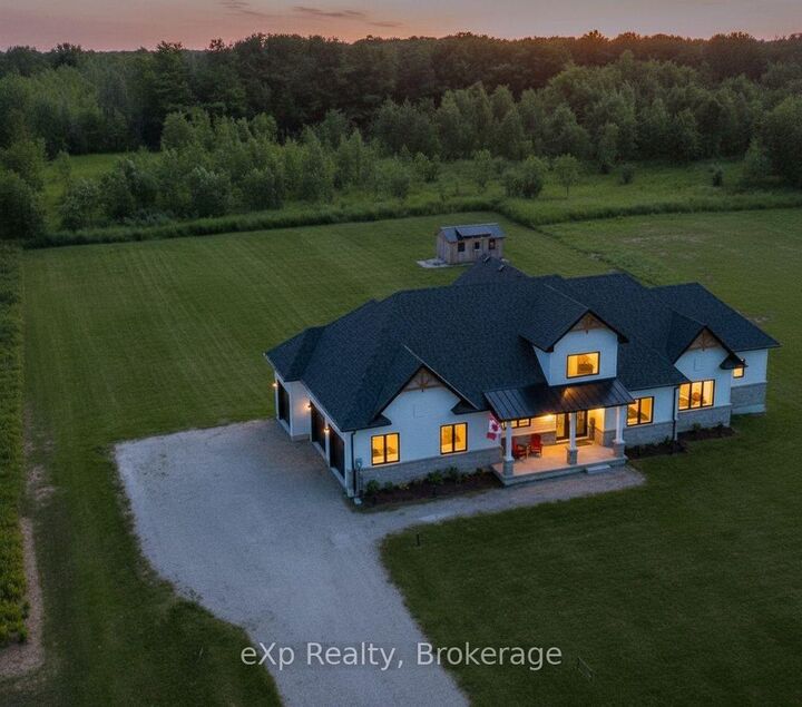 Property Photo:  167 Alexandria Street  ON N4K 0G2 