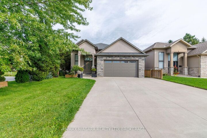 Property Photo:  7653 Mulhern Street  ON L2H 1B2 