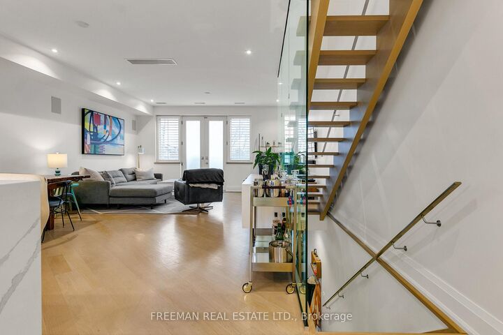 Property Photo:  1239 Bloor Street W Laneway  ON M6H 1N6 