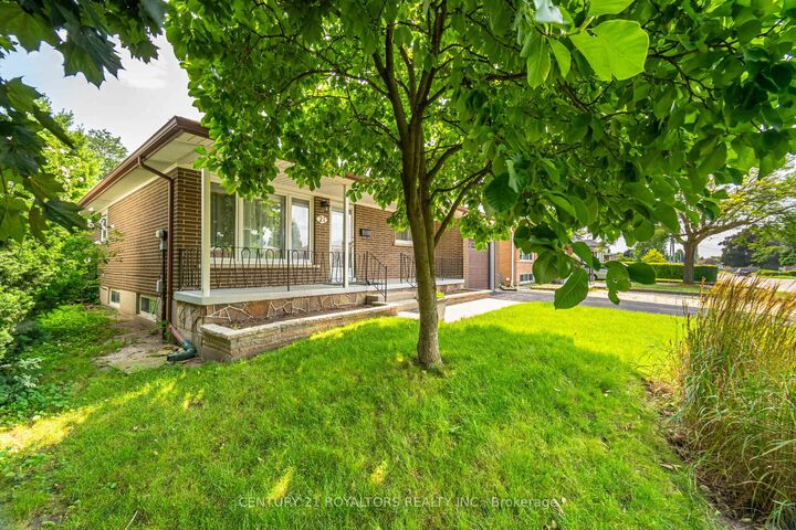 Property Photo:  21 Jersey Avenue  ON L6W 1L5 