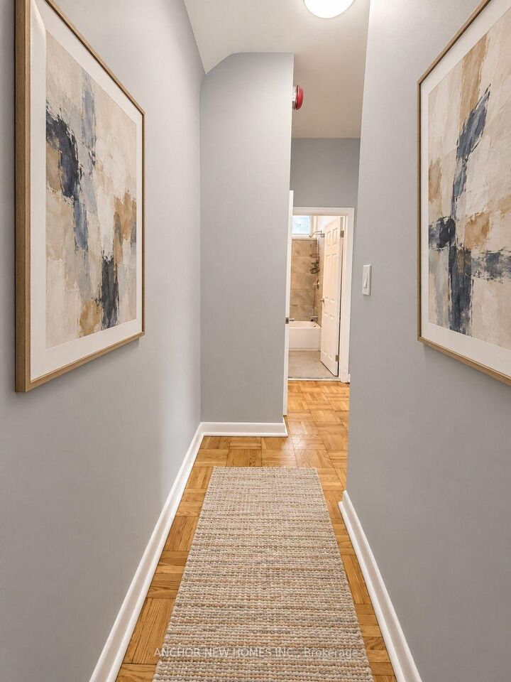 Property Photo:  3 Hartham Place #3 Lower Level  ON M3K 1P2 