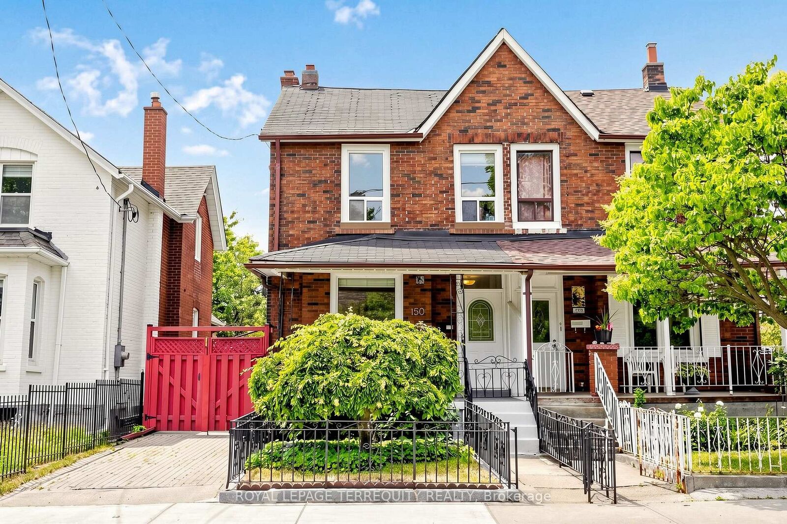 Property Photo:  150 Osler Street Upper  ON M6N 2Y8 