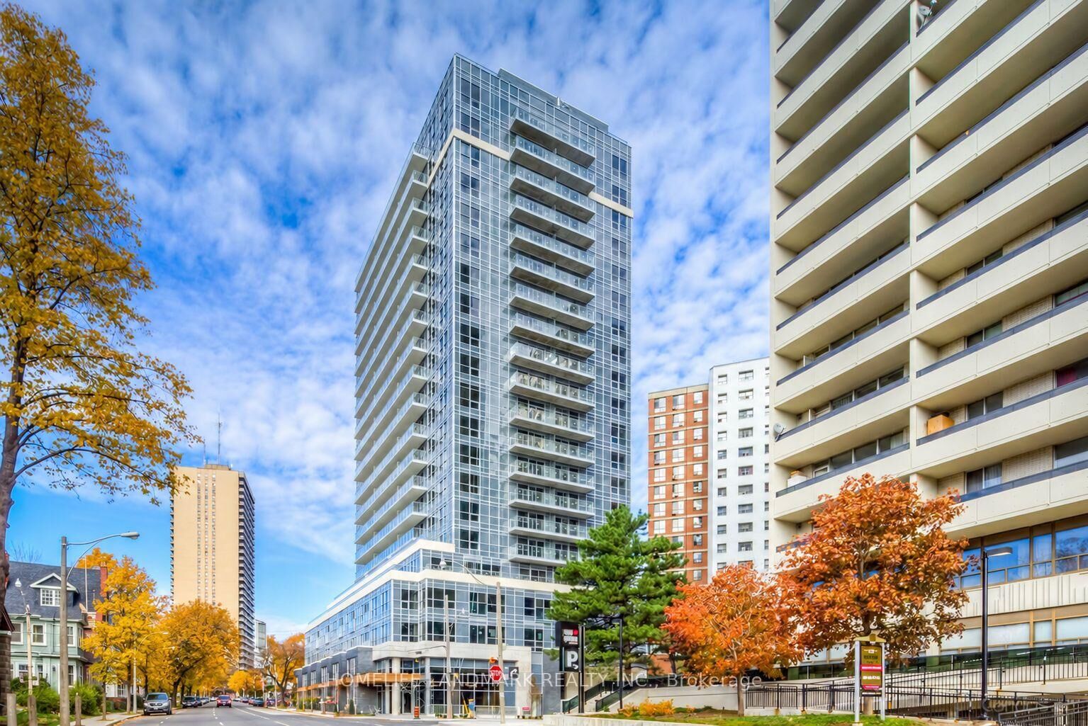 Property Photo:  58 Orchard View Boulevard 209  ON M4R 1B9 