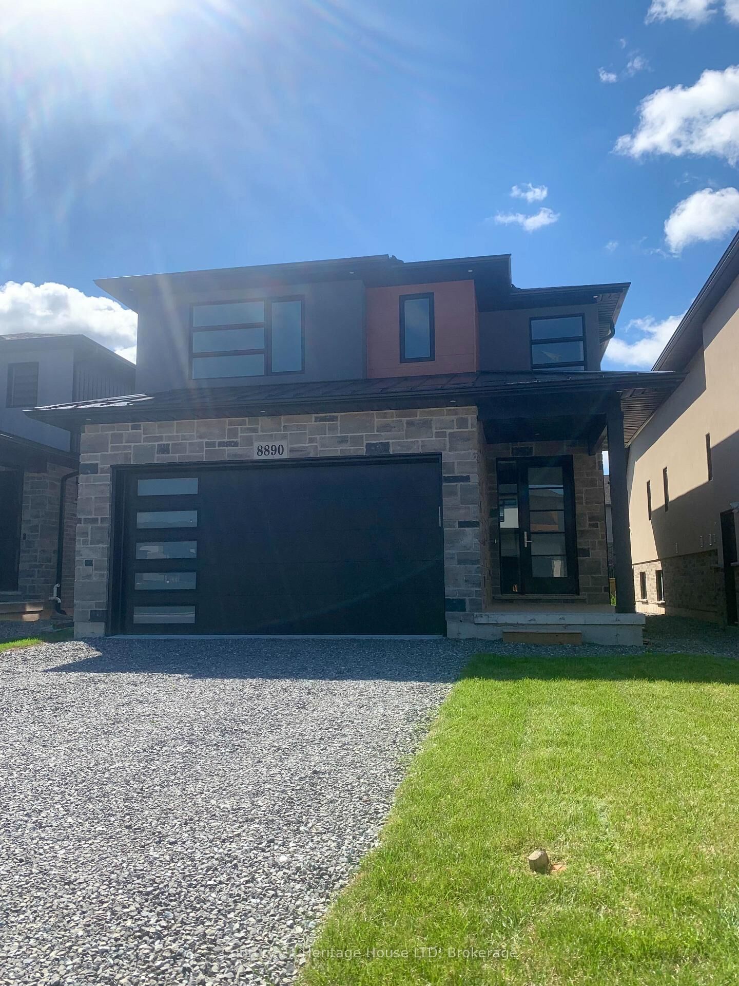 Property Photo:  8890 Angie Drive  ON L2H 3W8 