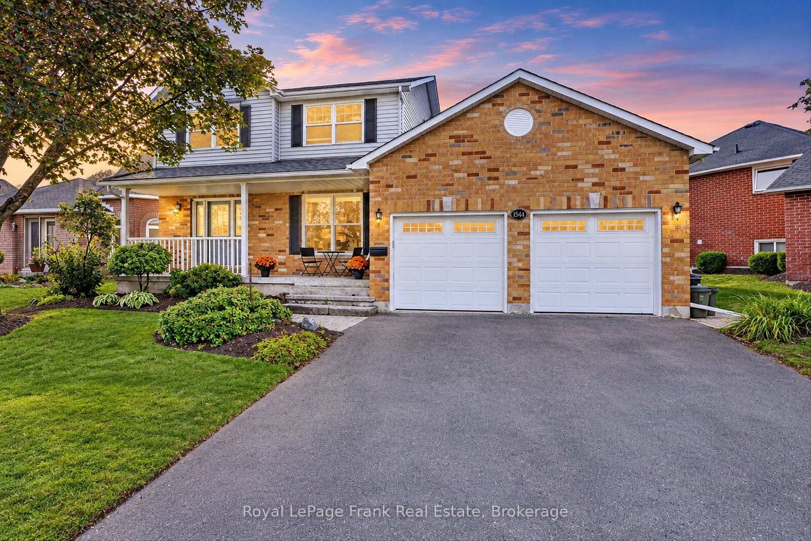 Property Photo:  1544 Glenforest Crescent  ON K9K 2J1 
