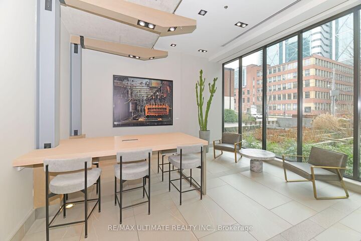 Property Photo:  400 Wellington Street W 609  ON M5V 0B5 