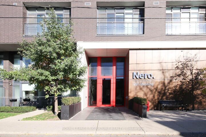 Property Photo:  205 Manning Avenue 601  ON M6J 0E2 