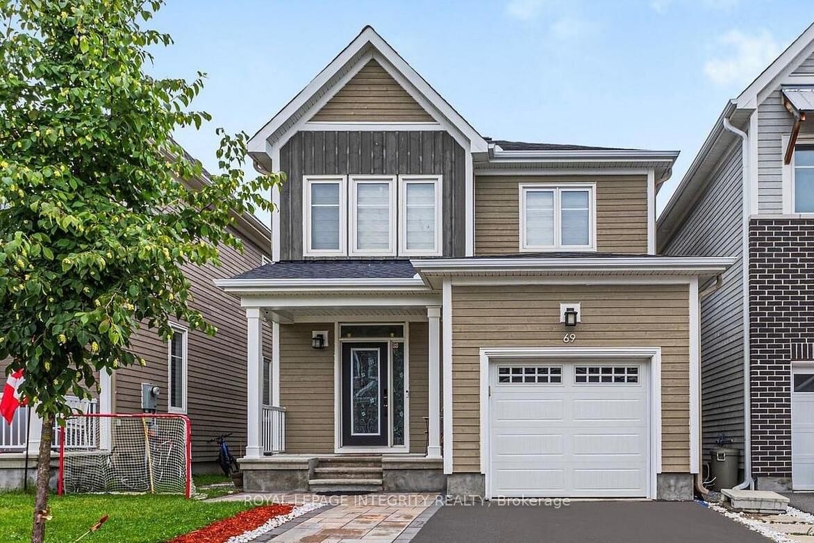 Property Photo:  69 Pelham Crescent  ON K0A 2Z0 