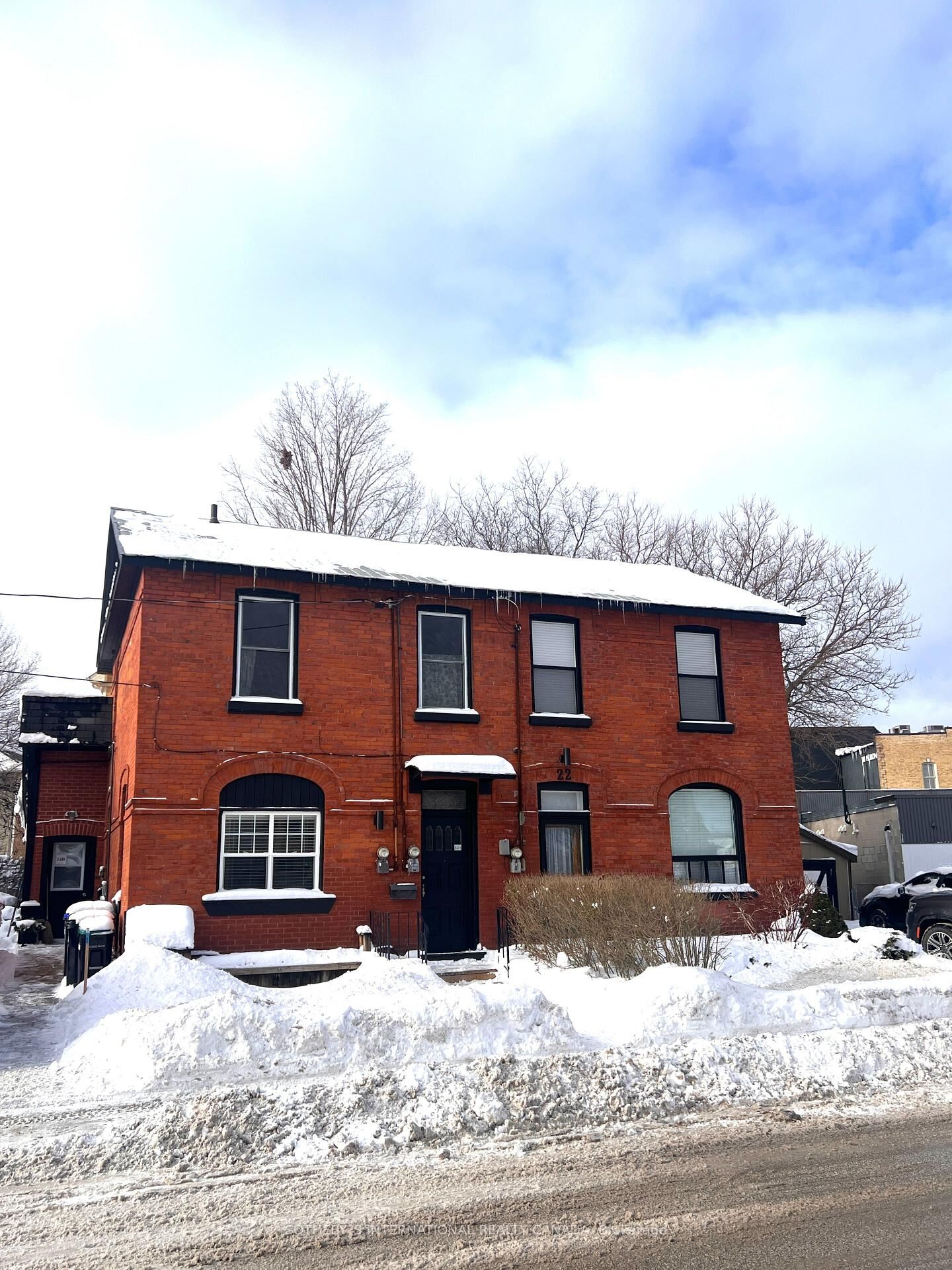 Property Photo:  22 St. Paul Street  ON L9Y 3N9 