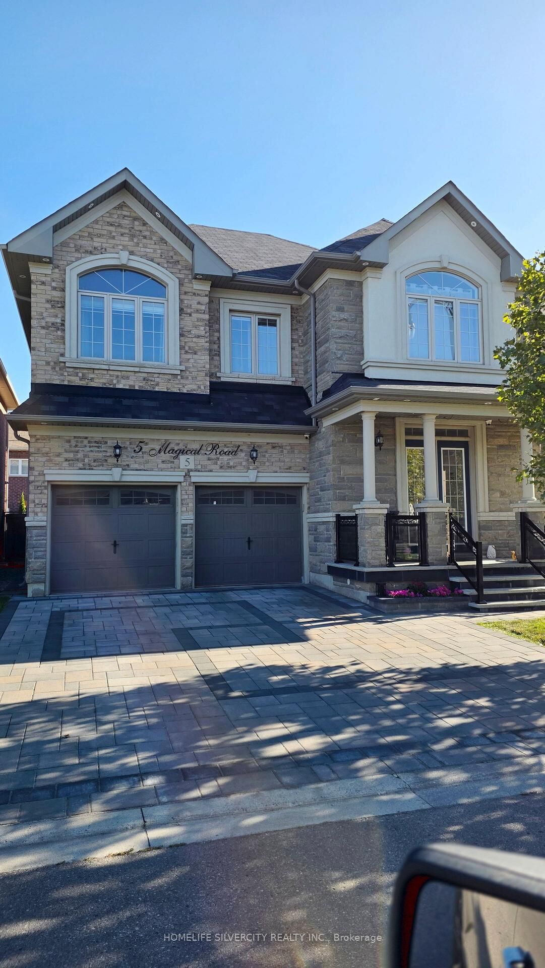 Property Photo:  5 Magical Road  ON L7A 4R1 