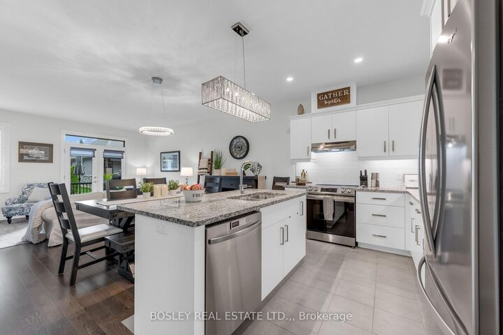 Property Photo: 34 Borden Trail ON L3C 0H1