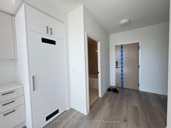 Property Photo:  280 Dundas Street W Ph07  ON M5T 0E3 
