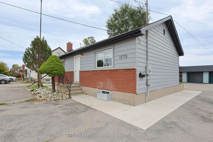 Property Photo:  1775 Oxford Street E Upper Unit  ON N5V 2Z6 
