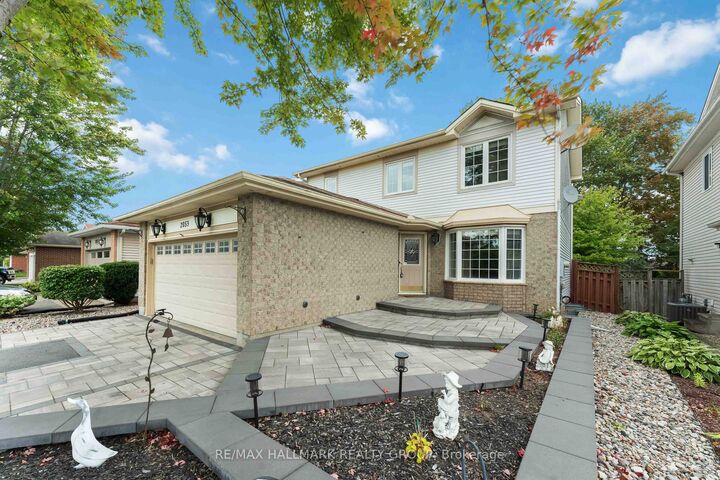 Property Photo:  2053 Rolling Brook Drive  ON K1W 1C9 