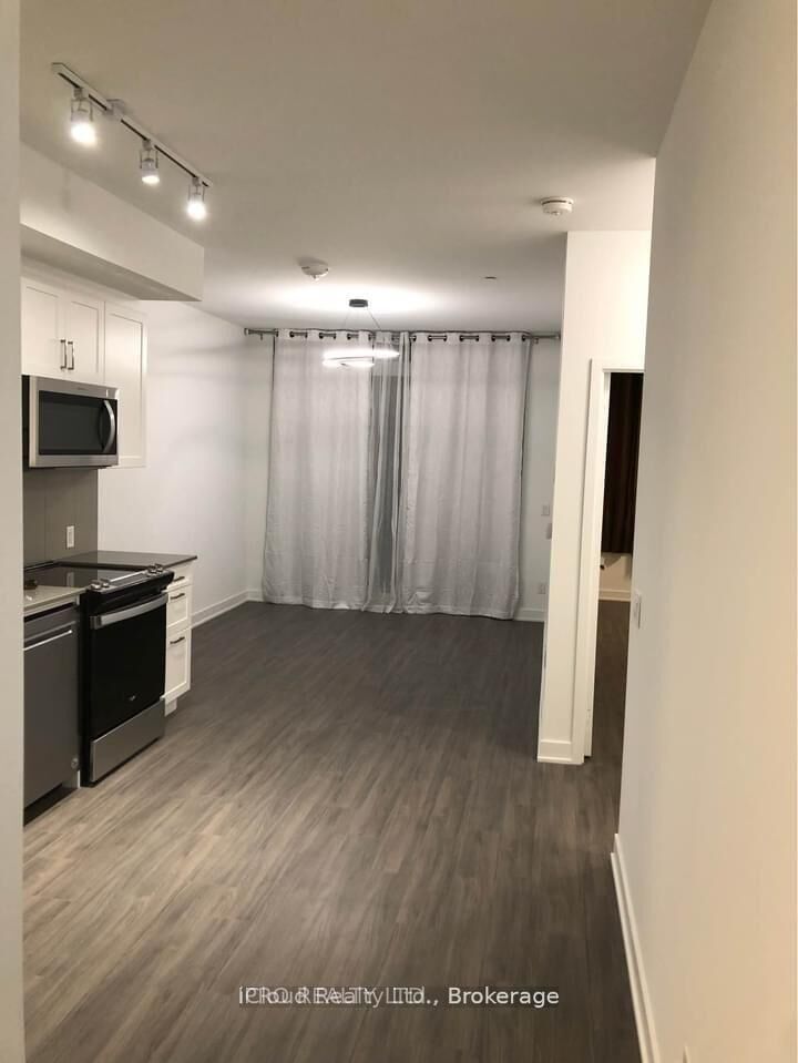 Property Photo:  681 Yonge Street 103  ON L9J 0K1 