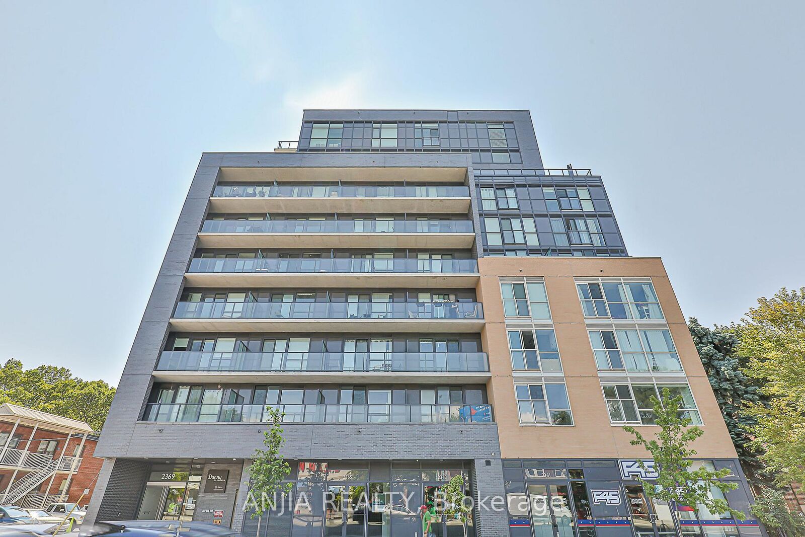 Property Photo:  2369 Danforth Avenue 207  ON M4C 0B1 