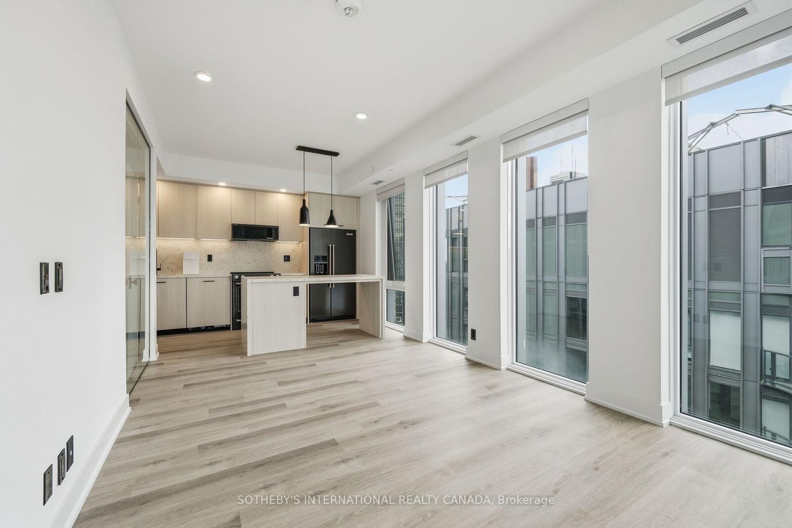Property Photo:  30 Mutual Street E3001  ON M5B 2A7 
