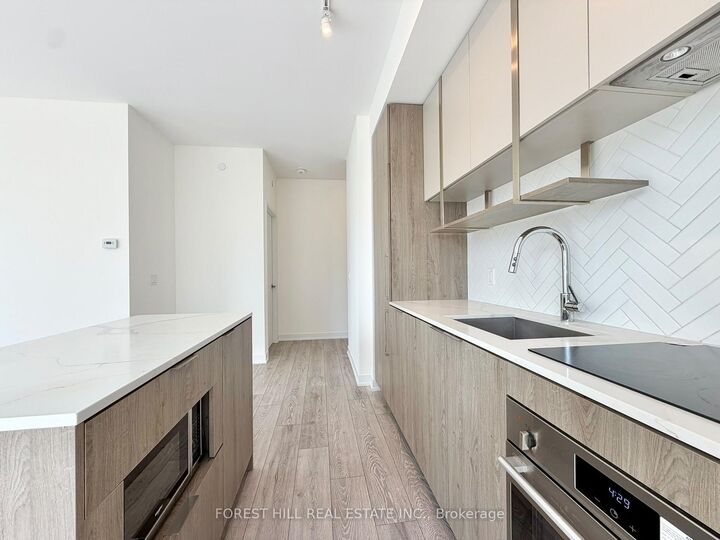 Property Photo:  15 Holmes Avenue 502  ON M2N 0L4 