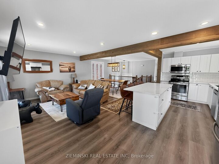 Property Photo:  69 Jubilee Avenue W  ON P4N 4M7 