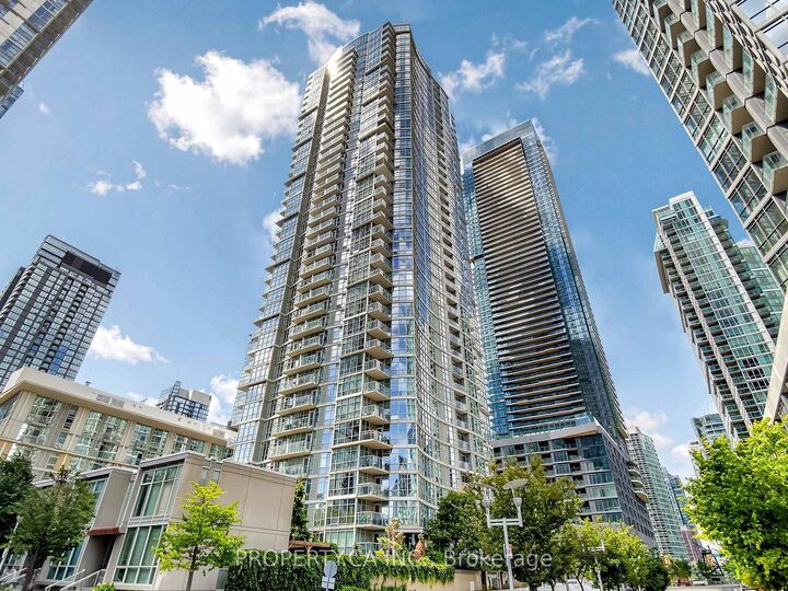 Property Photo:  10 Navy Wharf Court 2505  ON M5V 3V2 