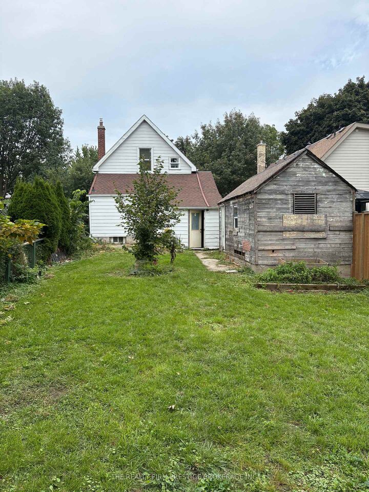 Property Photo:  767 Elias Street N  ON N5W 3N9 
