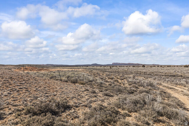 Property Photo: 1701 W Utah State Highway 12 UT 84764