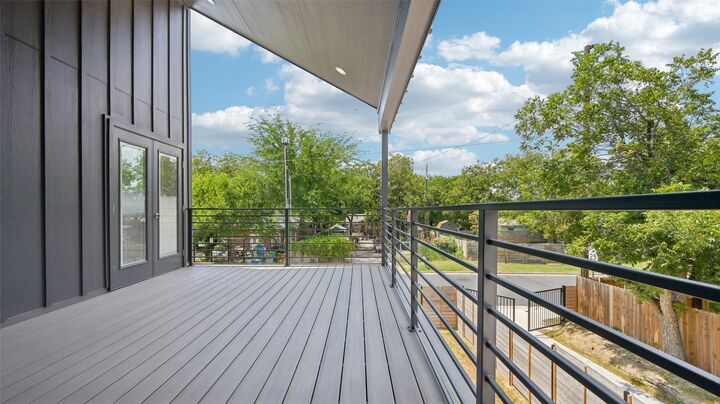 Property Photo:  106 W Fawnridge Drive 1  TX 78753 