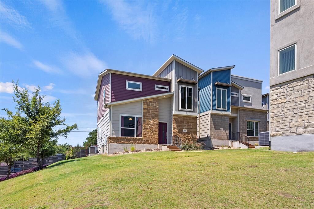 Property Photo:  2017 Geniveive Lane  TX 78741 
