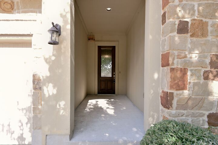Property Photo:  14000 Tyburn Trail  TX 78717 