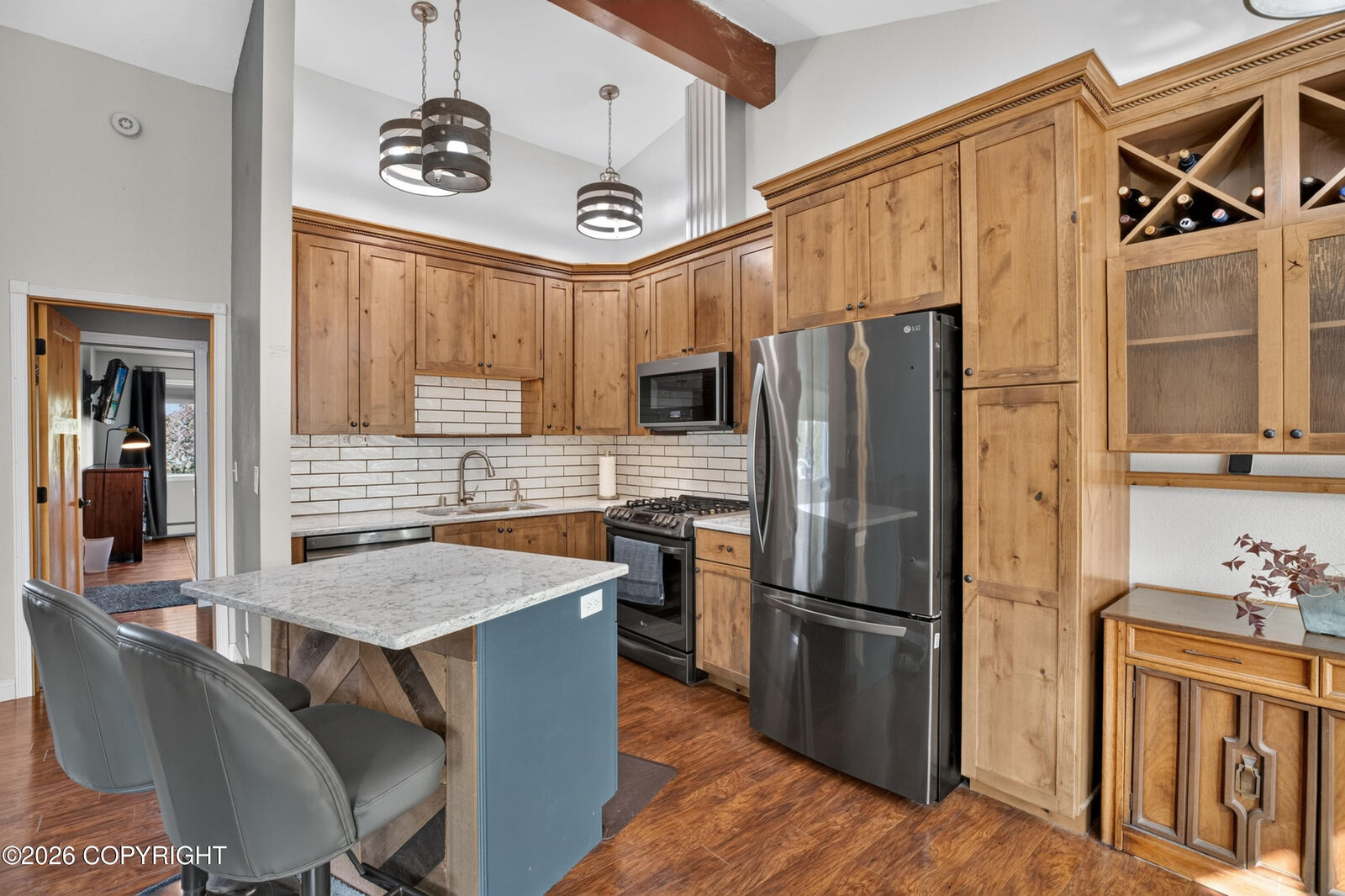 Property Photo: 6510 E 16th Avenue AK 99504