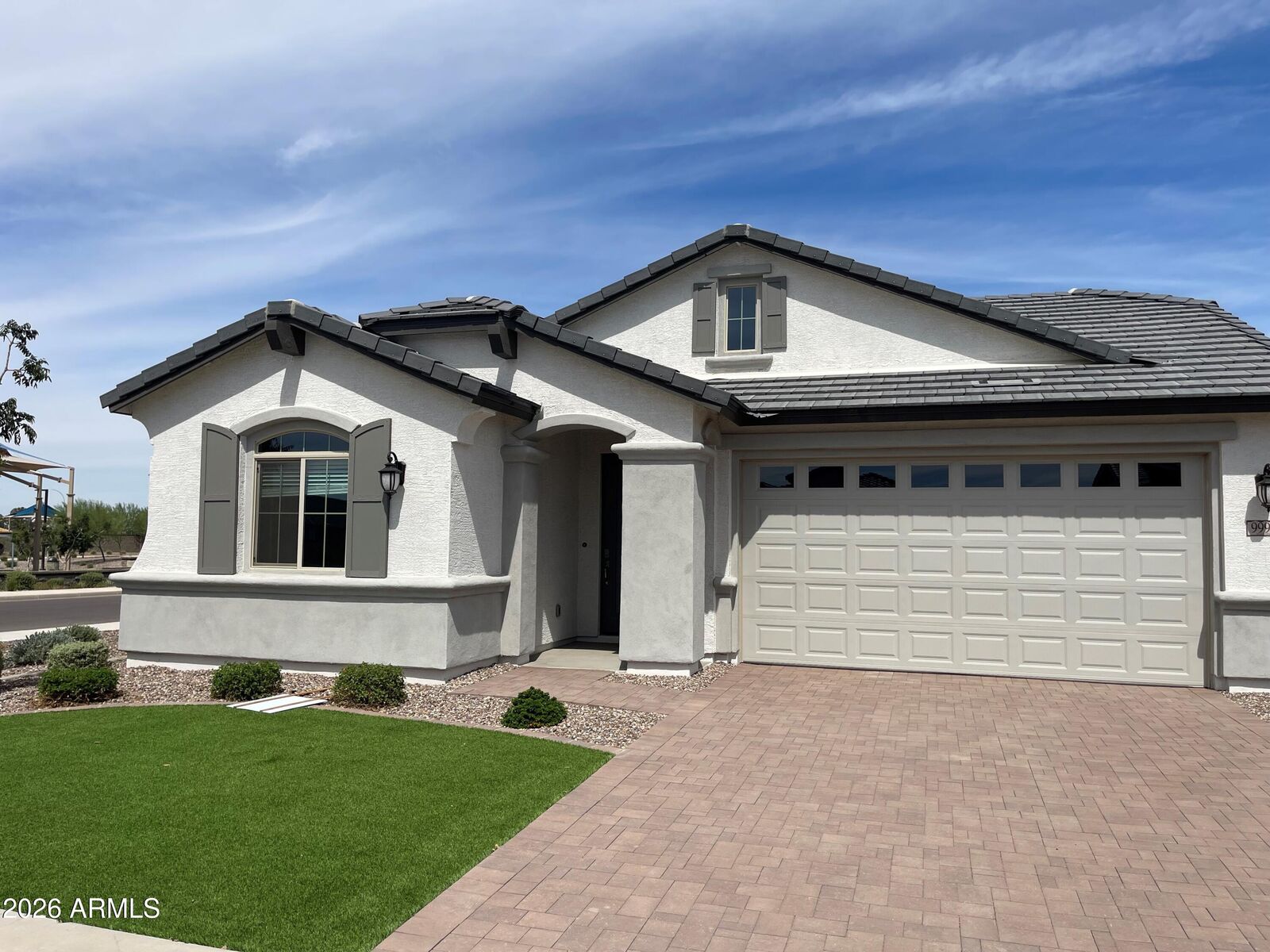 Property Photo: 9992 W Catalina Drive AZ 85392