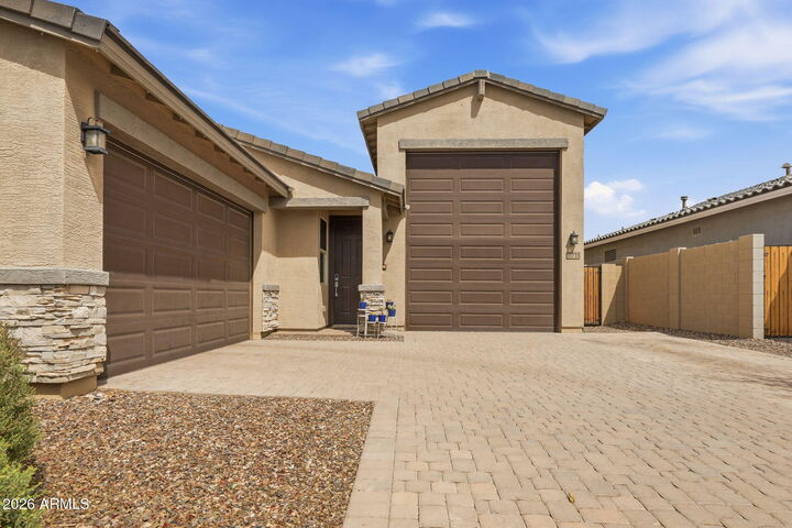 Property Photo:  35735 N Thicket Way  AZ 85144 