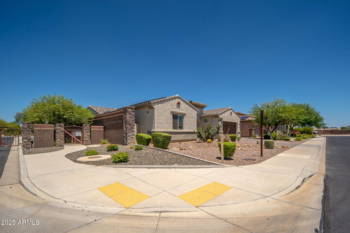 Property Photo:  9752 W Rowel Road  AZ 85383 