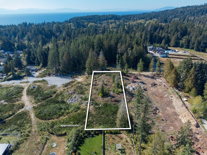 Photo de la propriété:  Lot 7 King Road  BC V0N 1V5 