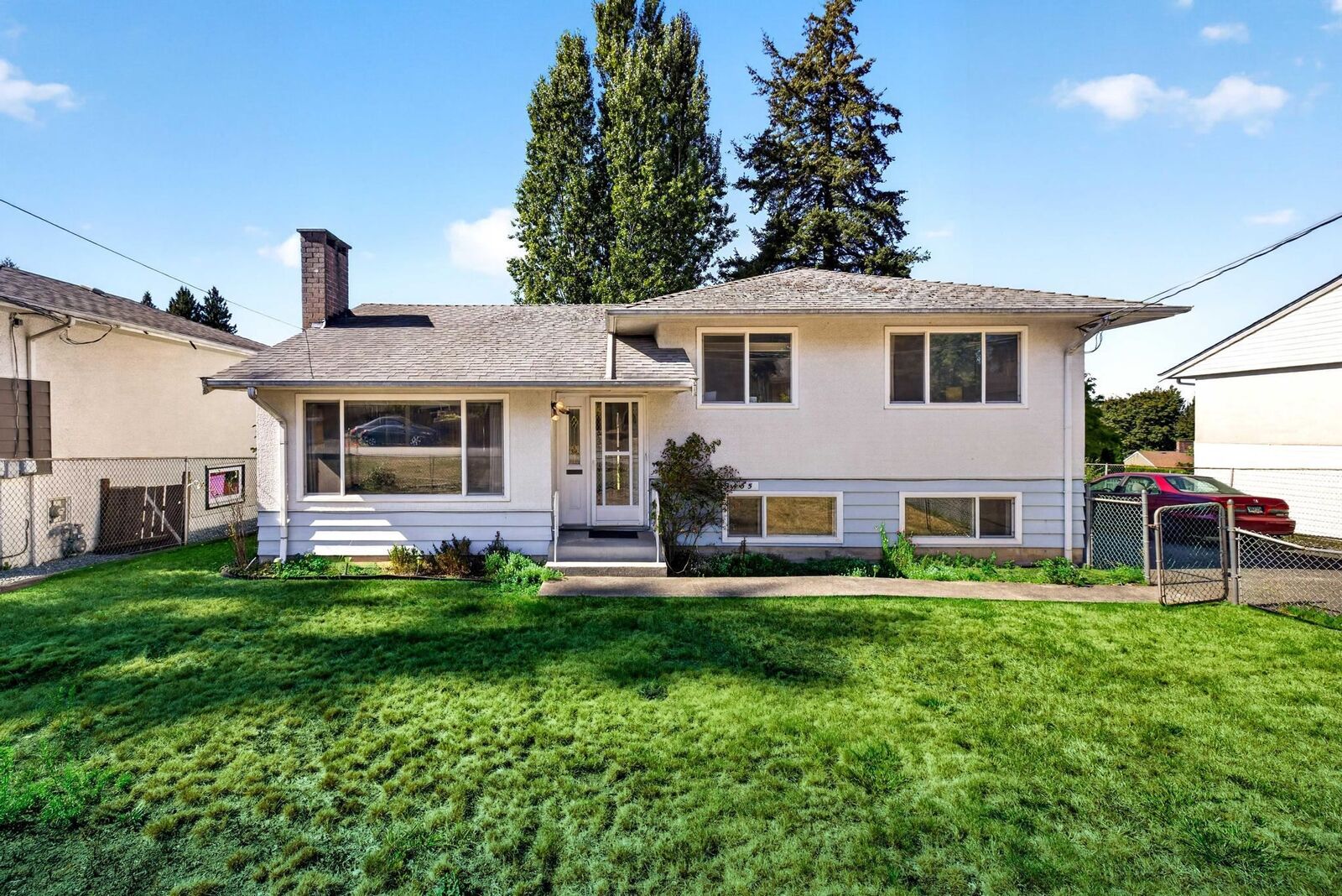 Property Photo:  9455 113B Street  BC V4C 5G6 
