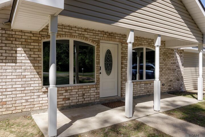 Property Photo:  43169 Hinson Rd  LA 70403 