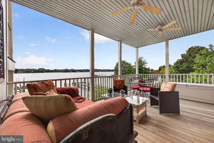 Property Photo:  105 N Water Street 3  MD 21620 