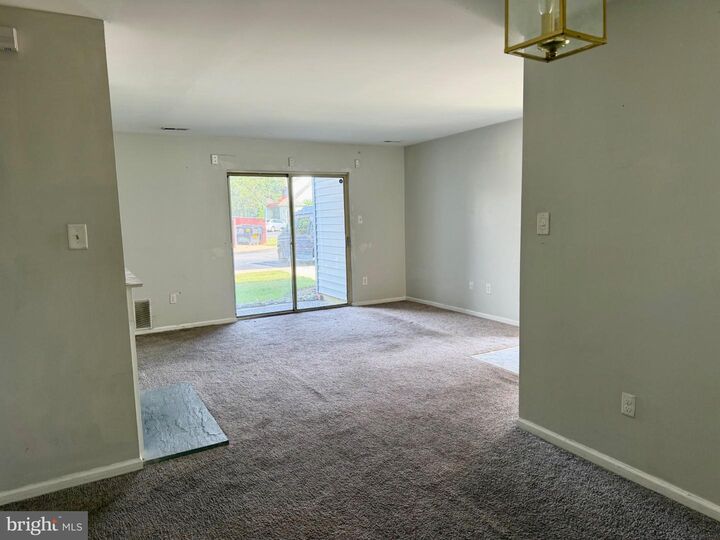 Property Photo: 547 Cascade Court NJ 08080