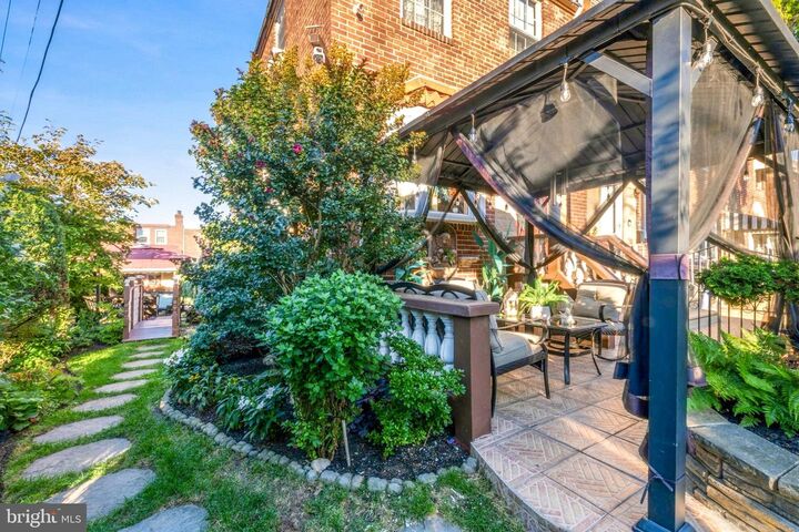 Property Photo:  701 Marwood Road E  PA 19120 