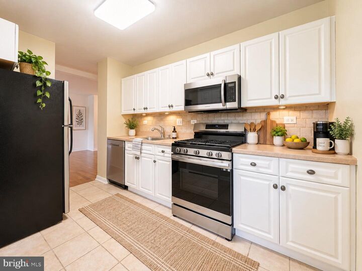 Property Photo:  1600 Hagys Ford Road 4J  PA 19072 