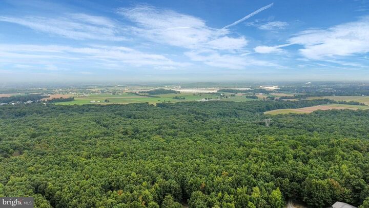 Property Photo: 3035 Stillhouse Hollow Road PA 17257